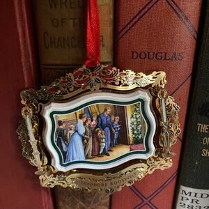 🎄2011 WHITE HOUSE CHRISTMAS ORNAMENT SANTA VISITS THE WHITE HOUSE